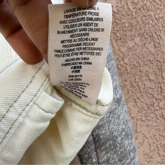 Free People‎ distressed denim jacket with knit sleeves and hood - Size M - Picture 6 of 12